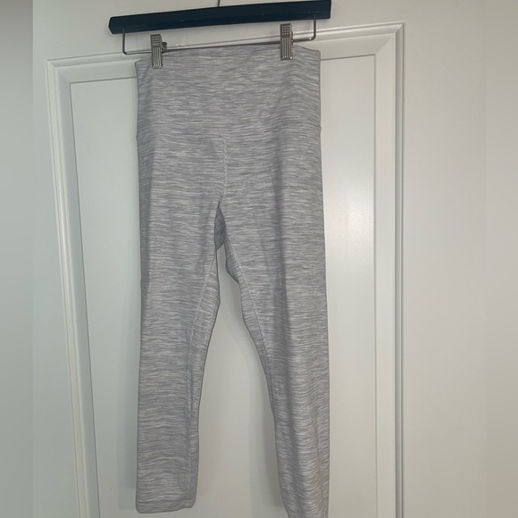 Lululemon Align Crop 21”
Wee Are From Space Nimbus Battleship - Picture 2 of 4